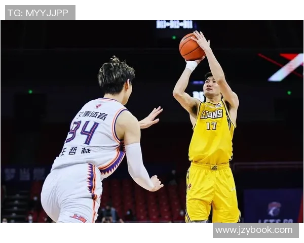 孙铭徽总决赛拼尽全力不怕受伤展现CBA硬汉精神勇夺冠军